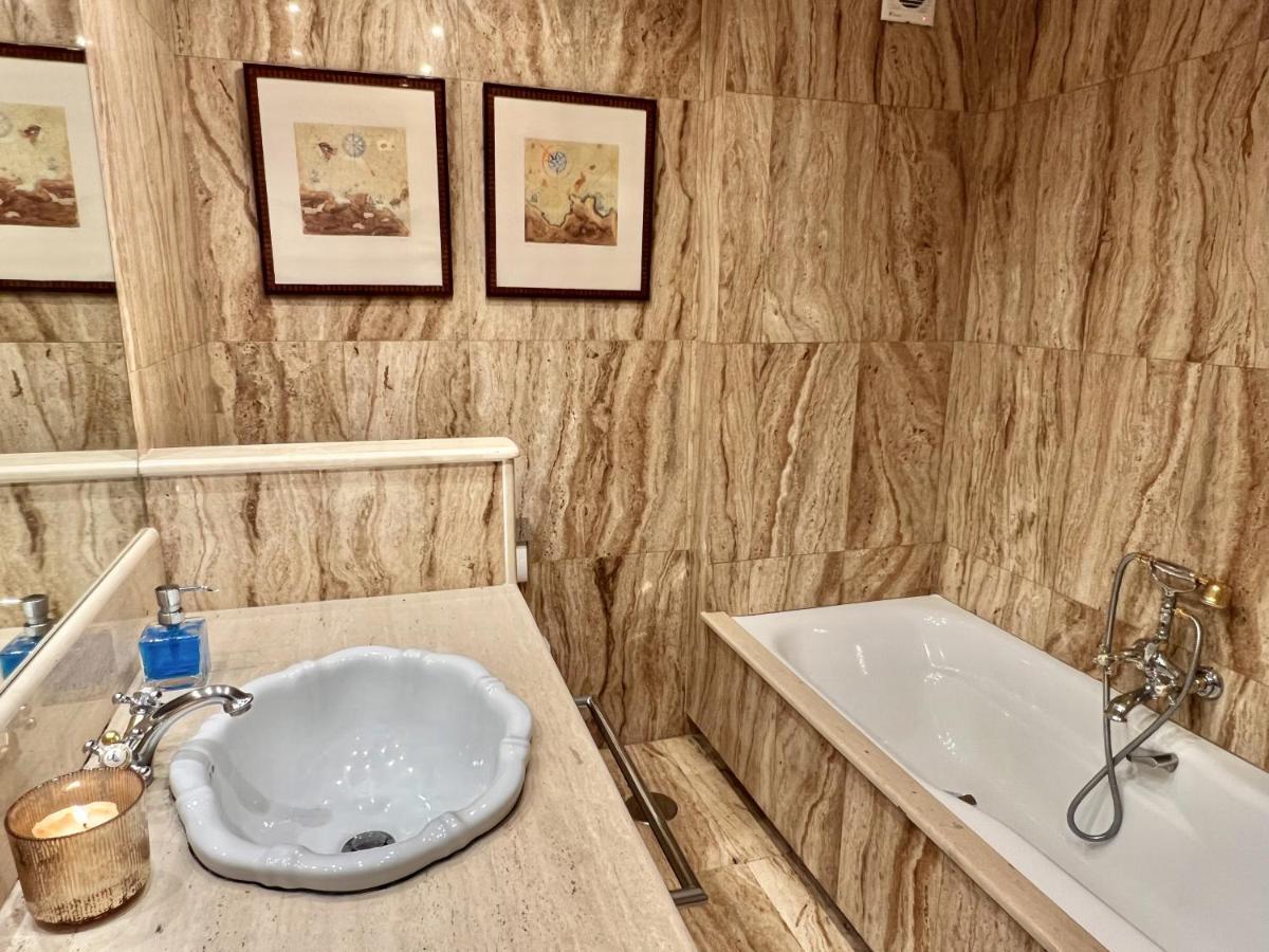 Apartamento Luminoso Cerca Playa Sardinero Con Parking Privado Santander Eksteriør billede