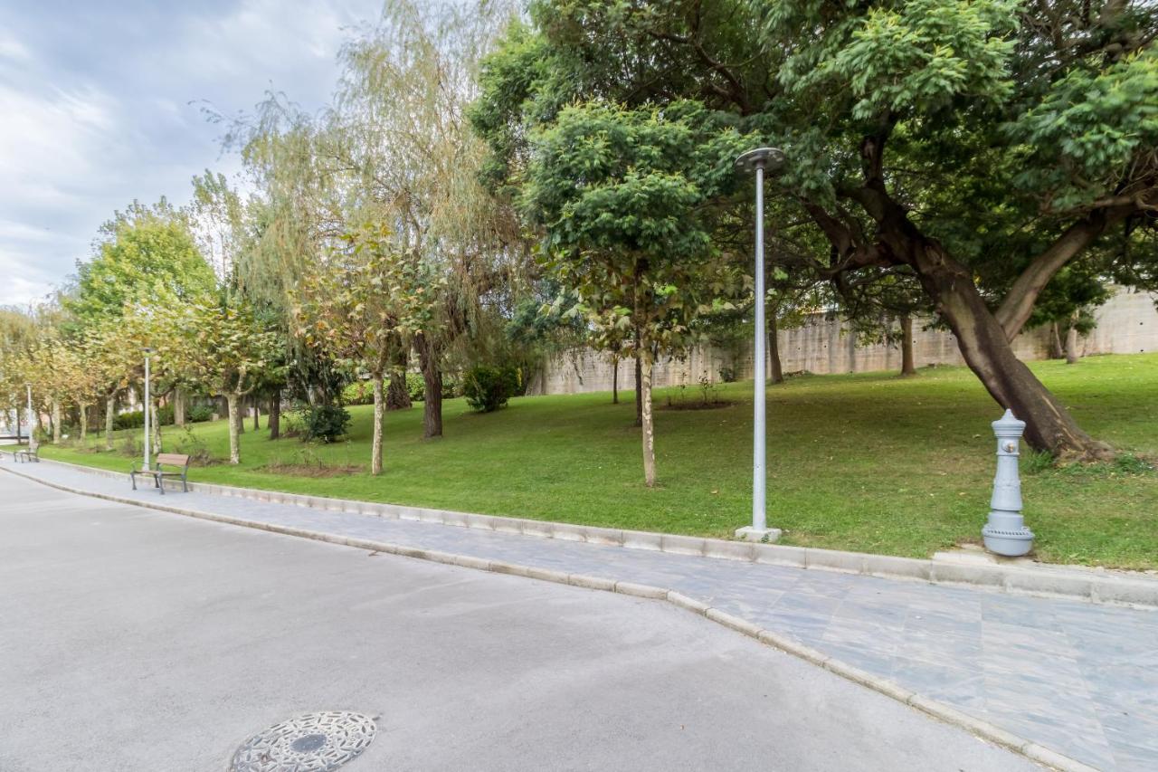Apartamento Luminoso Cerca Playa Sardinero Con Parking Privado Santander Eksteriør billede